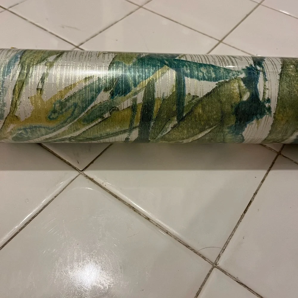 NWT Anthropologie Rainforest Leaves Wallpaper 1 roll